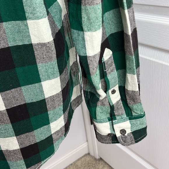 Faded Glory button-down flannel - Picture 6 of 13